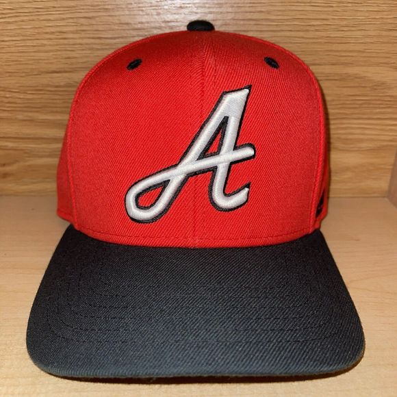 Atlanta Braves Adidas MLB Climalite Adjustable Strap Hat Cap Red Embroidered - Picture 2 of 11